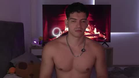 Snapshot of bbbeachboy chatting on March 6, 2026, 9:11 pm Valentino online show from March 6, 2026, 9:11 pm