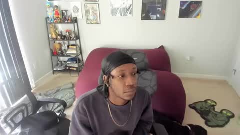 Racks online show from December 31, 2024, 8:02 pm