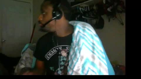 rocker n queen online show from January 2, 2025, 1:40 pm