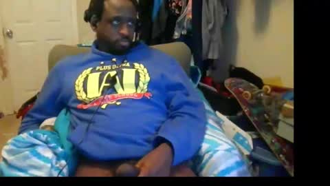 rocker n queen online show from January 14, 2025, 8:48 pm