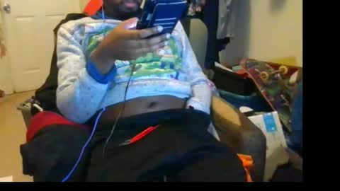 rocker n queen online show from January 21, 2025, 10:19 pm