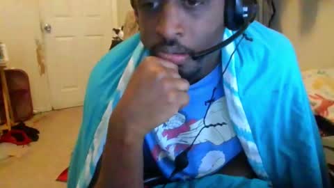 rocker n queen online show from February 2, 2025, 6:31 pm