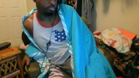 rocker n queen online show from February 10, 2025, 3:32 pm