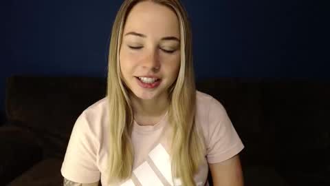 Snapshot of bbgirlnextdoor chatting on March 2, 2026, 6:26 pm bbgirlnextdoor online show from March 2, 2026, 6:26 pm