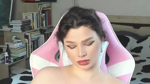 Snapshot of bbj_one chatting on June 14, 2026, 7:10 am bbj_one online show from June 14, 2026, 7:10 am