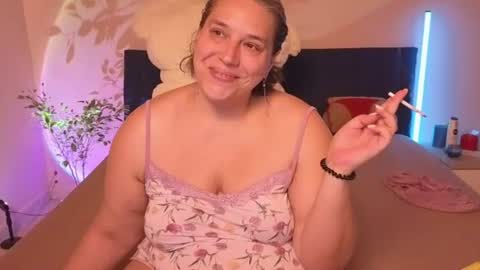 Snapshot of bbw_goddes chatting on July 17, 2026, 10:22 am Love online show from July 17, 2026, 10:22 am