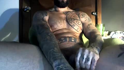 Snapshot of bby044 chatting on February 14, 2025, 9:45 am bby044 online show from February 14, 2025, 9:45 am