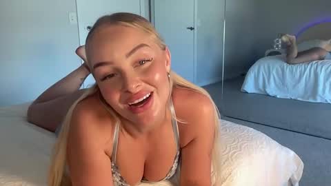 Bree online show from September 29, 2025, 11:20 pm