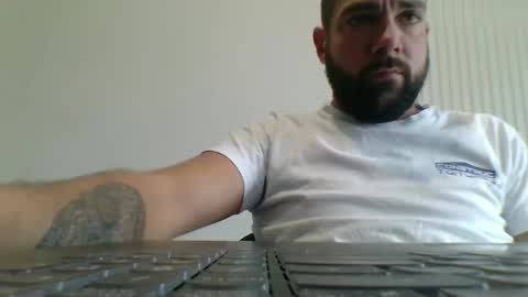 bdemwi2588 online show from December 14, 2025, 11:15 am