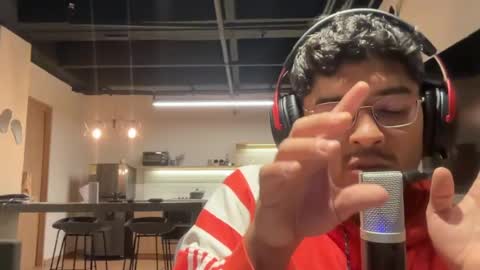 Snapshot of bdever7 chatting on June 25, 2026, 5:12 am bdever7 online show from June 25, 2026, 5:12 am