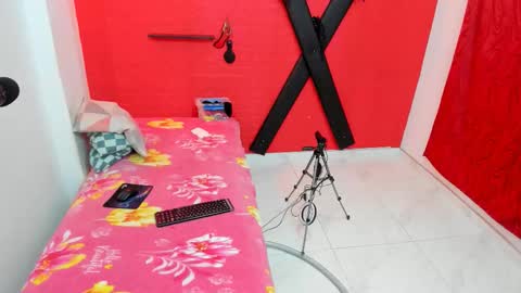 rever online show from March 18, 2026, 2:04 am