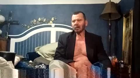 Snapshot of beaatoffbob chatting on December 3, 2025, 1:24 am beaatoffbob online show from December 3, 2025, 1:24 am