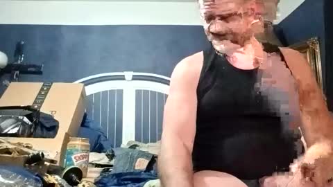 Snapshot of beaatoffbob chatting on February 8, 2026, 12:19 pm beaatoffbob online show from February 8, 2026, 12:19 pm