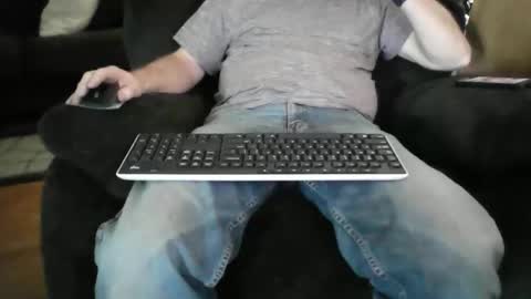 beachguy38 online show from January 16, 2026, 5:50 pm