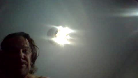 Snapshot of beachmonty chatting on December 2, 2025, 5:02 am beachmonty online show from December 2, 2025, 5:02 am