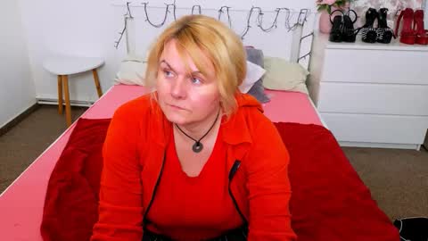 Snapshot of bealust chatting on June 7, 2026, 4:05 am Bea online show from June 7, 2026, 4:05 am