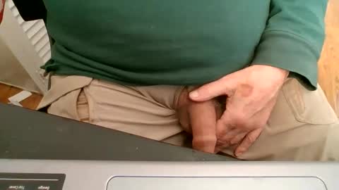 Snapshot of bearacuda555 chatting on November 29, 2025, 6:55 pm Bruno online show from November 29, 2025, 6:55 pm