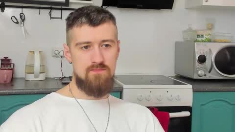 Zeus online show from March 31, 2026, 4:35 am