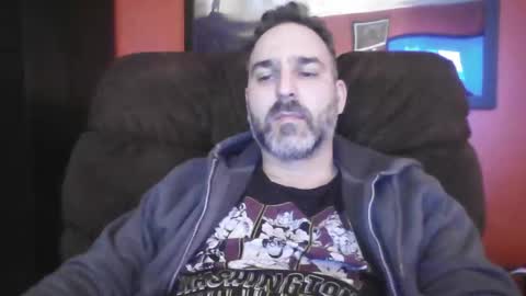 Snapshot of beardedambition chatting on January 29, 2025, 1:48 am beardedambition online show from January 29, 2025, 1:48 am
