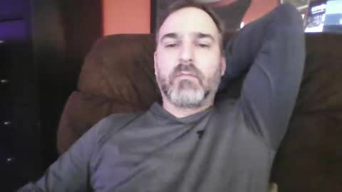 Snapshot of beardedambition chatting on February 23, 2025, 1:32 pm beardedambition online show from February 23, 2025, 1:32 pm