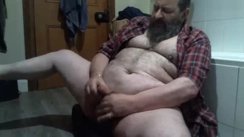bearsteve75 online show from December 22, 2024, 2:49 pm