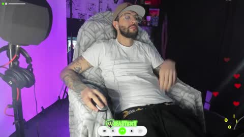 Snapshot of beastbxy chatting on January 21, 2025, 8:19 am beast bxy online show from January 21, 2025, 8:19 am