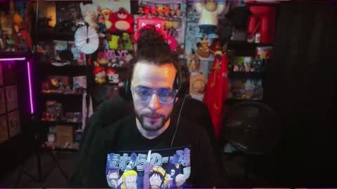 Snapshot of beastbxy chatting on October 13, 2025, 12:43 am beast bxy online show from October 13, 2025, 12:43 am