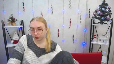 BeatriceFlyy online show from January 3, 2025, 9:15 am