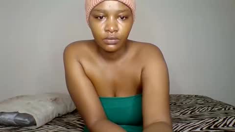 Chelsea and Raymond online show from February 16, 2026, 6:42 am