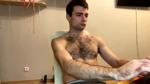 Nik online show from September 30, 2025, 9:09 pm