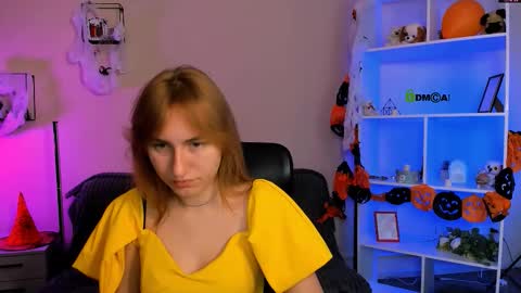 beauty_ginger online show from November 4, 2025, 9:41 am