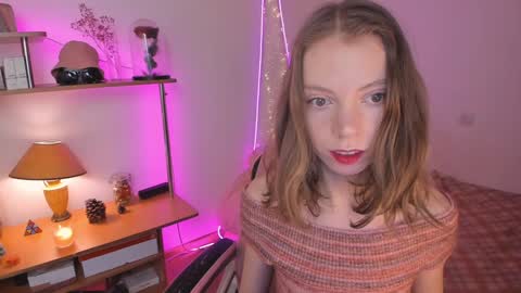 Snapshot of beautyeliise chatting on January 6, 2025, 9:08 am Eliise online show from January 6, 2025, 9:08 am