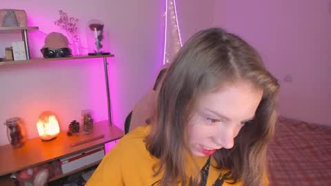 Snapshot of beautyeliise chatting on February 1, 2025, 2:24 pm Eliise online show from February 1, 2025, 2:24 pm