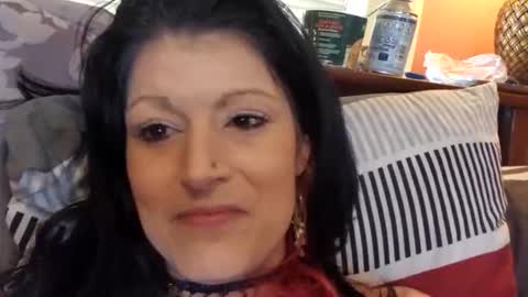 beautyfulkrazy8789 online show from May 15, 2026, 9:55 pm