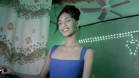 beautyhotasia123 online show from December 15, 2024, 7:42 pm