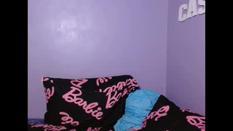 Snapshot of beautyqueen18x chatting on March 4, 2025, 2:10 pm beautyqueen18x online show from March 4, 2025, 2:10 pm