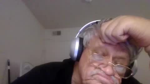 Snapshot of beautytomyeyes chatting on November 4, 2025, 3:27 am beautytomyeyes online show from November 4, 2025, 3:27 am