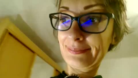 Raluca online show from December 15, 2024, 7:42 pm