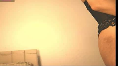 Jennifer online show from December 16, 2025, 4:50 am