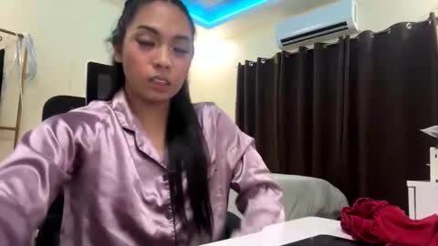 becinapia15 online show from September 22, 2025, 4:31 pm