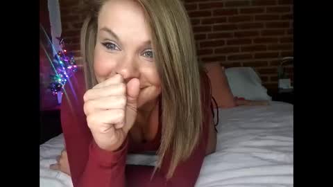 Snapshot of becky2994 chatting on December 26, 2024, 3:06 am BECKY BOO online show from December 26, 2024, 3:06 am