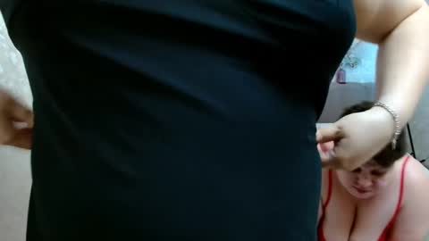 Snapshot of beckyandellen chatting on January 23, 2025, 9:07 pm BeckyAndEllen online show from January 23, 2025, 9:07 pm