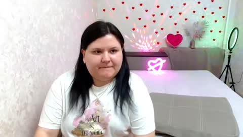 Snapshot of beckyandellen chatting on February 27, 2025, 1:17 pm BeckyAndEllen online show from February 27, 2025, 1:17 pm