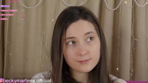 BeckyMartens come join me on    while im offline here  online show from May 20, 2026, 3:24 am