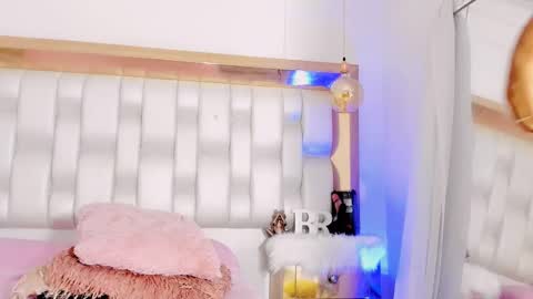 B E C K Y online show from February 21, 2025, 6:48 pm