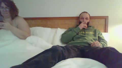 Snapshot of bedbandits chatting on February 22, 2025, 12:38 am Bedbandits69 online show from February 22, 2025, 12:38 am