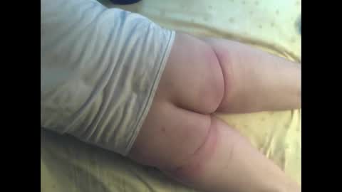 Snapshot of bedwetboy chatting on October 30, 2025, 12:17 pm Bedwetboys online show from October 30, 2025, 12:17 pm