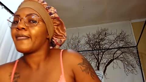 beencee2 online show from December 29, 2024, 3:33 am