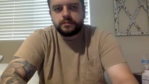 Snapshot of beginnersluck111 chatting on November 17, 2025, 3:40 pm Beginners Luck online show from November 17, 2025, 3:40 pm