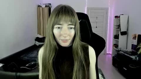 bekka online show from November 30, 2025, 4:44 pm